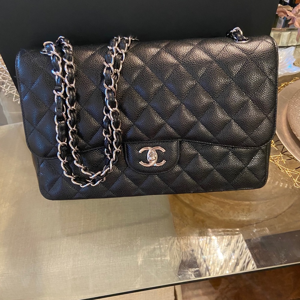 Jumbo Chanel classic with silver hardware